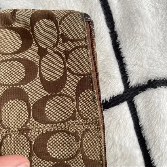 Coach Turn Lock Wristlet - Picture 9 of 9